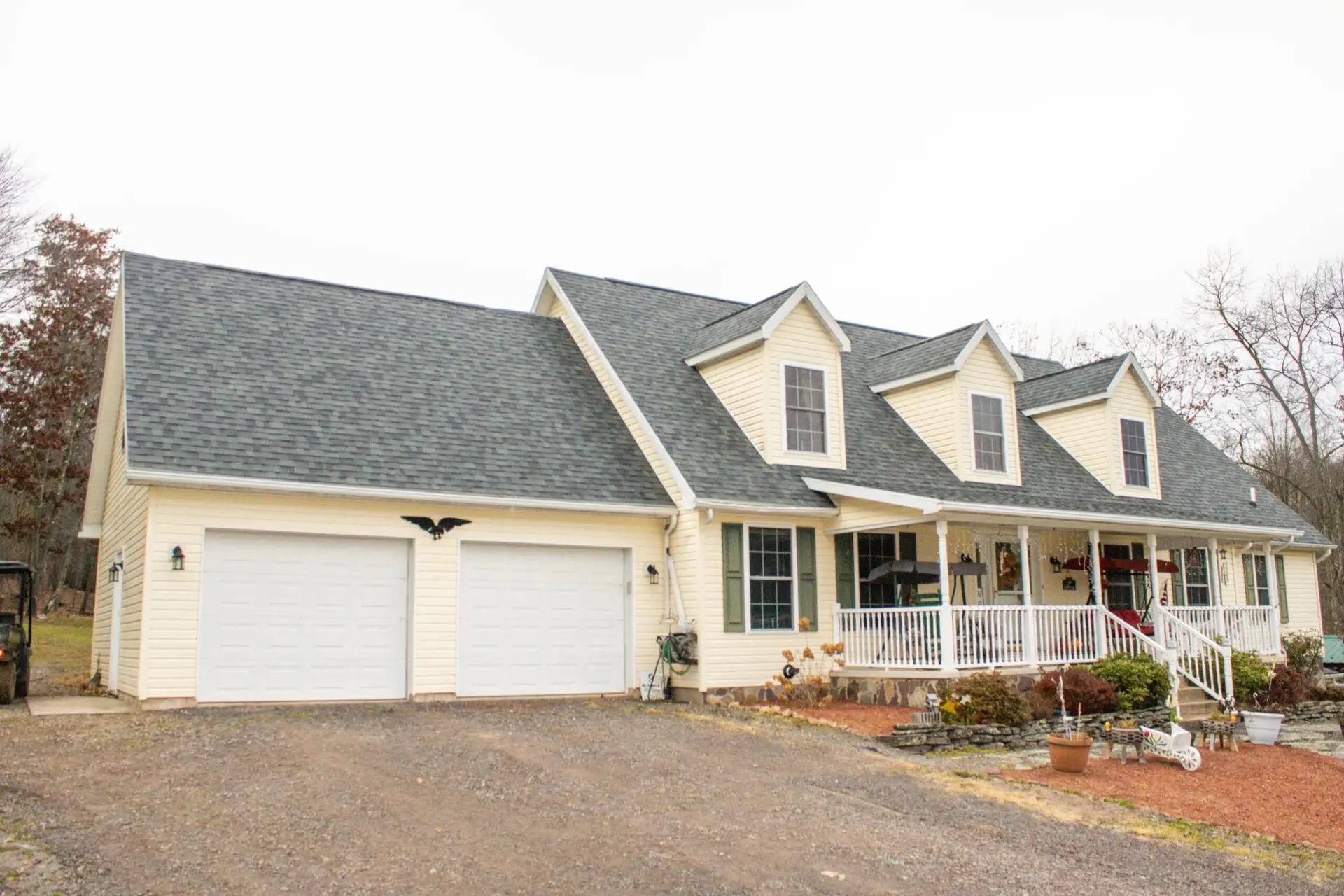 A Northeastern Pennsylvania home with a brand-new roof installed by TC Roofing Pros